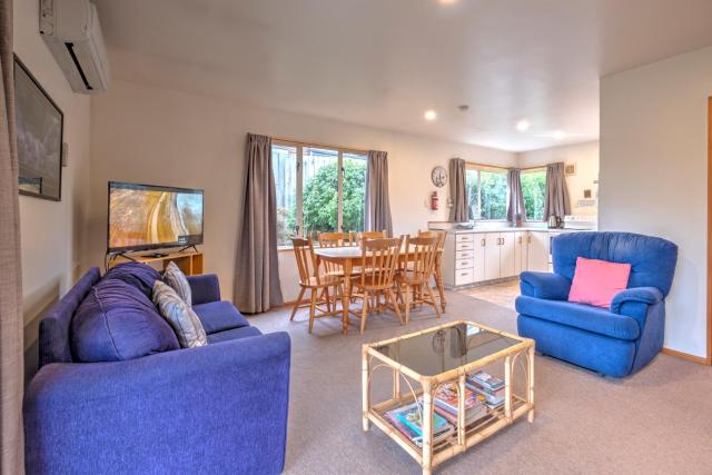 42b Conical Hill Road