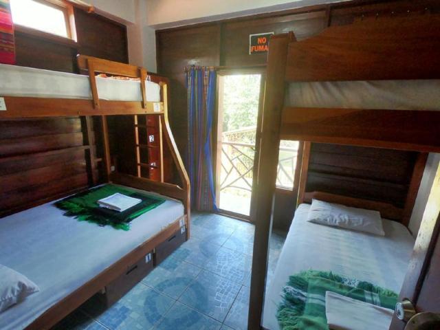 Esperanto Bed & Breakfast Surf Hostel