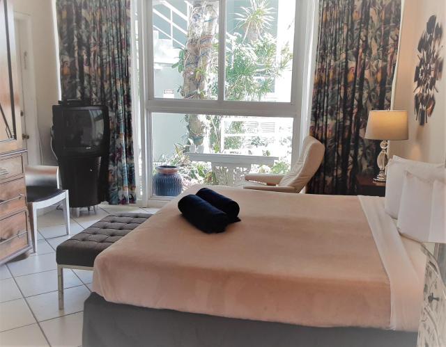 Manhattan Tower Apartment Hotel