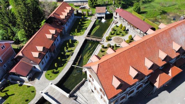 Hotel Gacka