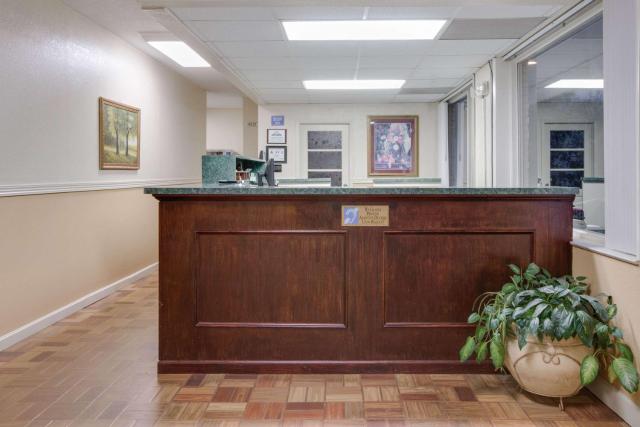 Days Inn by Wyndham Asheville West