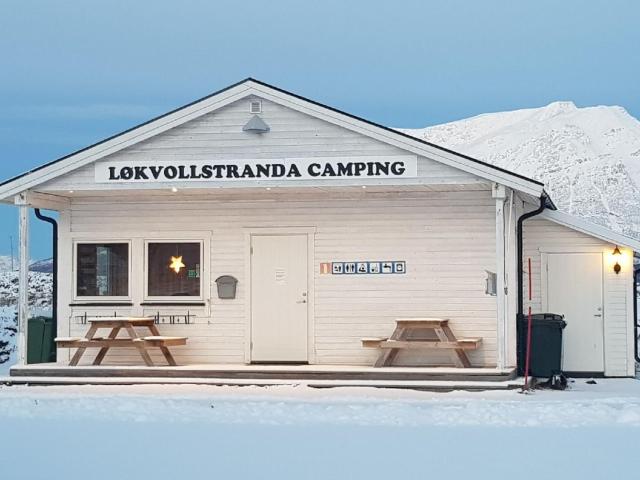 Løkvollstranda camping As