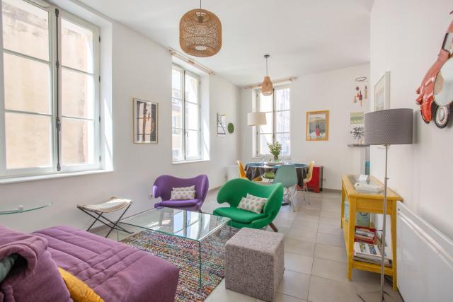 L'Olivier - bel appartement au calme à 2 pas du Vieux Port en bail mobilité