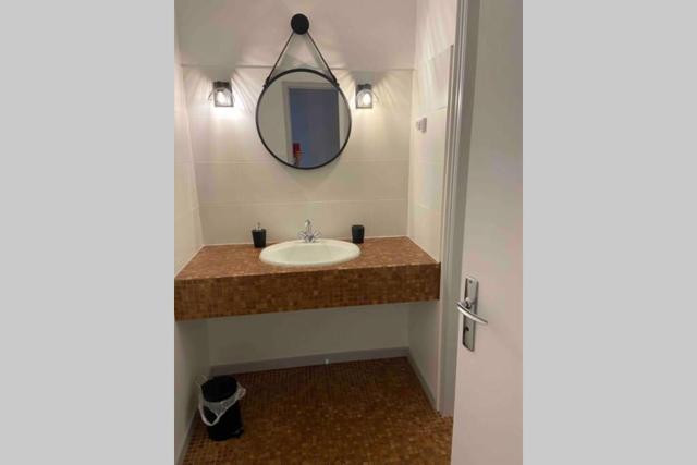Appartement chaleureux au cœur d un village classé