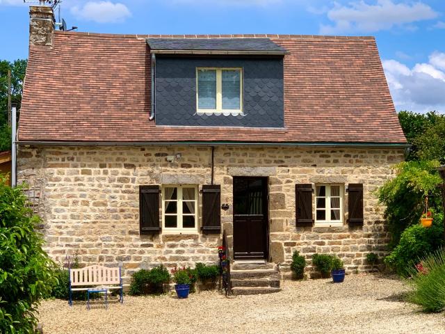 Le Bas Chesnay Gîte Domfront en Poiraie