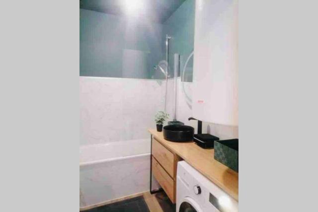 Appartement 2/3 pers, centre ville avec parking.