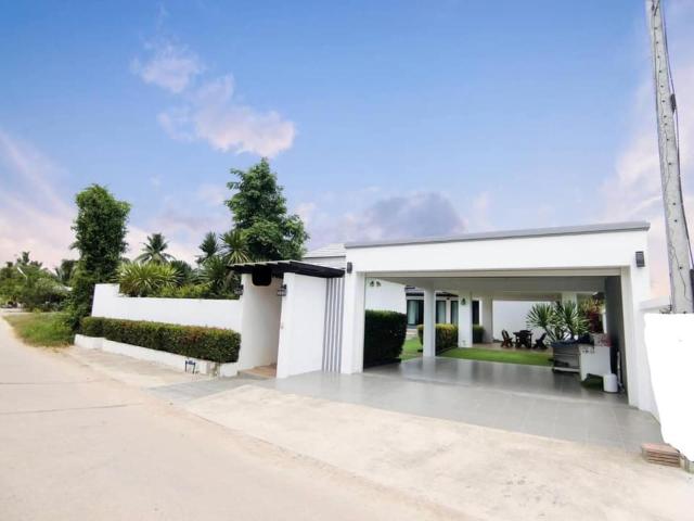 Lux9 Private Pool Villa HuaHin