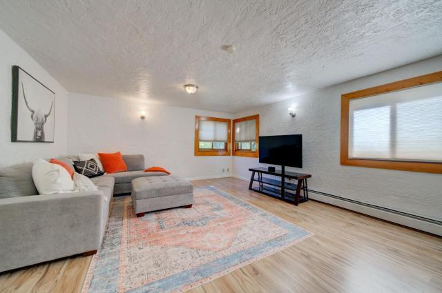 Charming and cozy downtown Bozeman 3 bedroom condo Walk to dinner and drinks