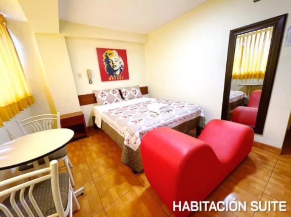 Hostal El Click