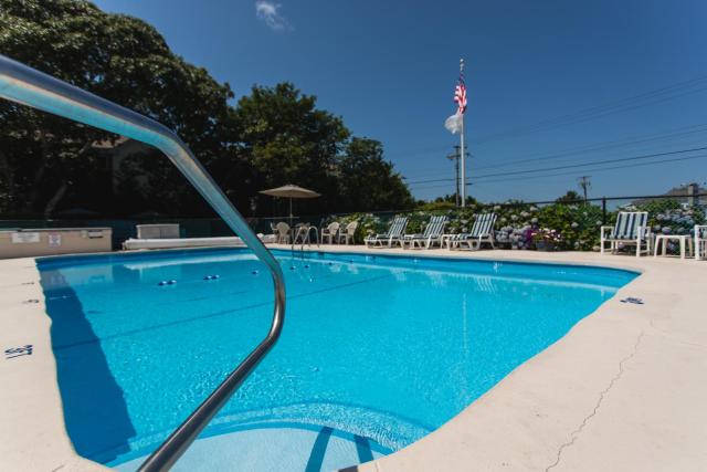 A Beach Breeze Inn