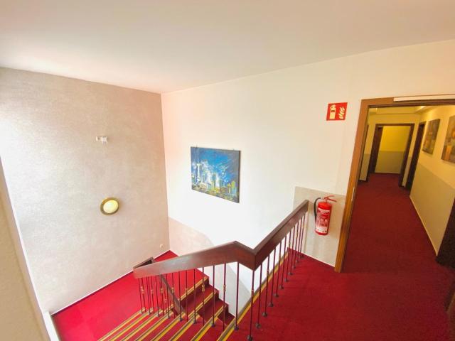 Hotel 194