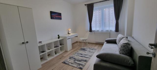 Art Apartment 3