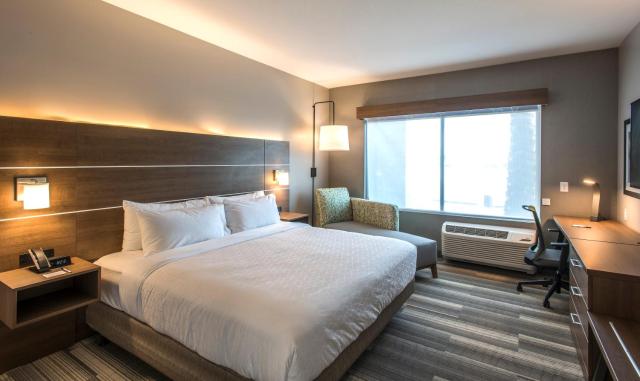 Holiday Inn Express & Suites - Phoenix North - Happy Valley by IHG