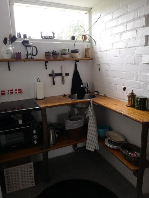 Keramikhuset 2 komma 0, smuk natur og hjemlig hygge