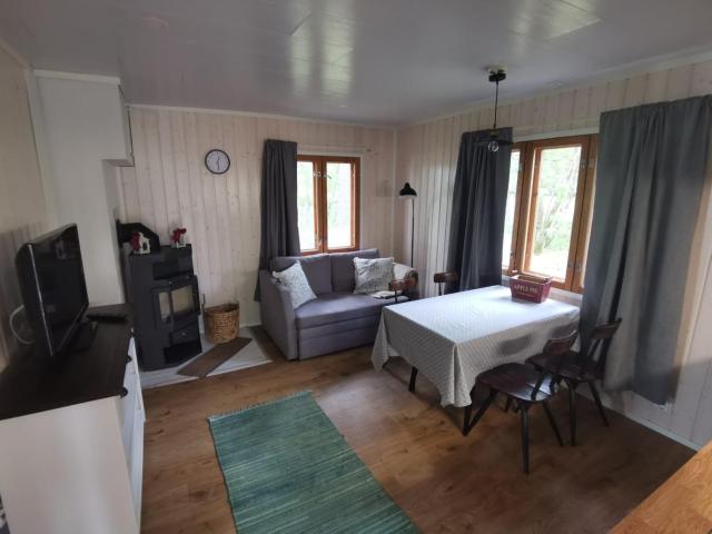 Old Finnish lakeside cottage with sauna