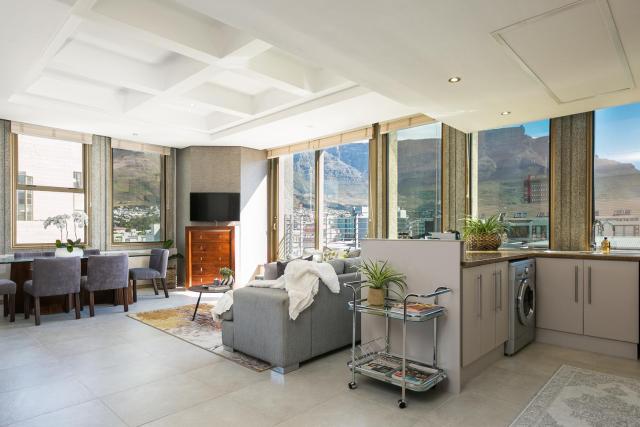 #1203 Cartwright - Sophisticated Elegance