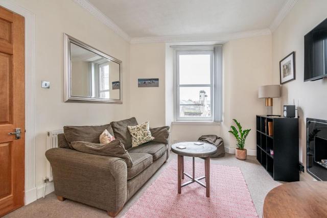 amazing apartments - Torphichen Place by Haymarket