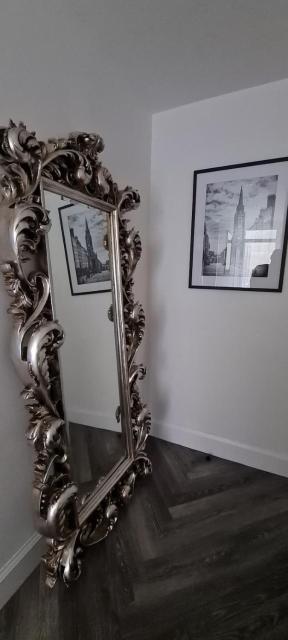 Castle Terrace 1 Bed Apartment Looking onto Edinburgh Castle - Sleeps upto 4