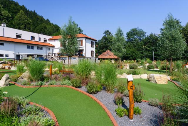 Hotel a restaurace U Vychopňů