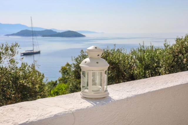 Golden View Villa