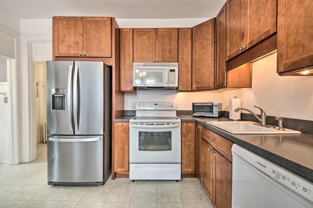 Spacious Getaway: 7 Mi to Whitetail Slopes!