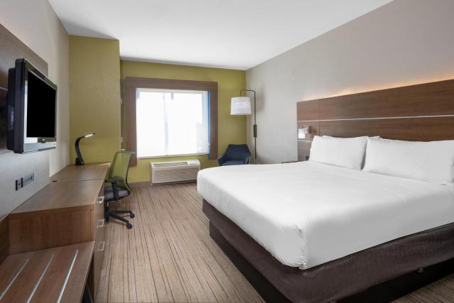 Holiday Inn Express & Suites Dallas East - Fair Park by IHG