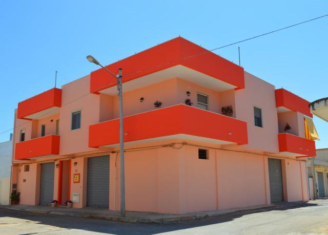 B&B Delfinia
