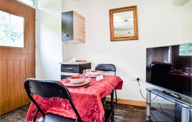 1 Bedroom Lovely Home In Saint-Sever-Calvados