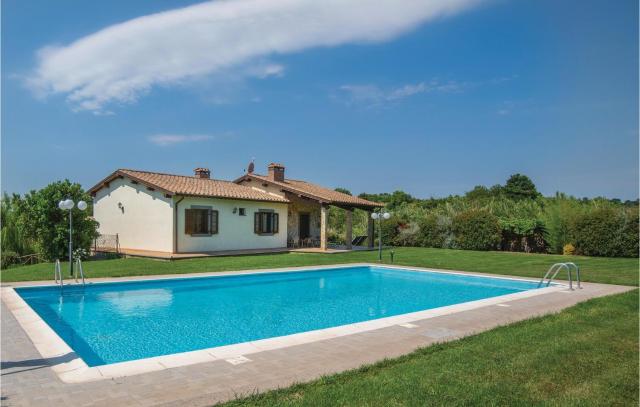 Nice home in Piansano VT with 3 Bedrooms, Private swimming pool and Outdoor swimming pool