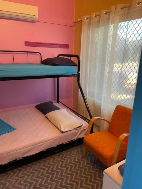 The Cozy Hostel - Motel