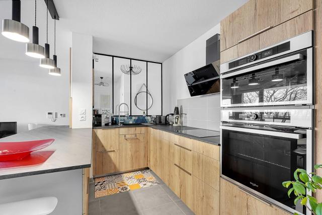 Beautiful And Spacious Apt At 19 Min From Downtown