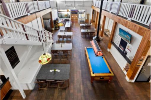 Kearsley Hotel