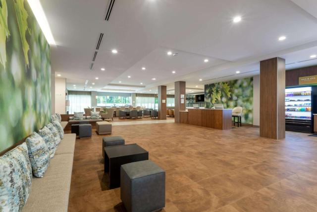 Wyndham Garden Orlando Airport - Free Airport Shuttle