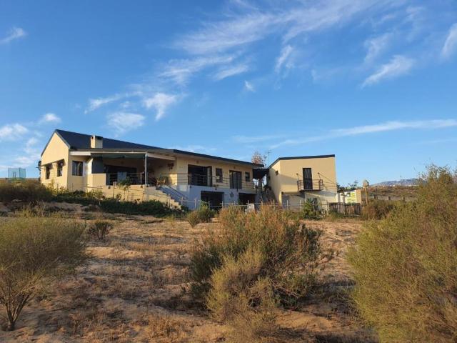 Clanwilliam Hills Dam Flat