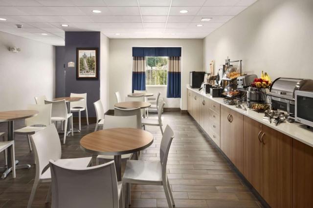 Microtel Inn & Suites by Wyndham