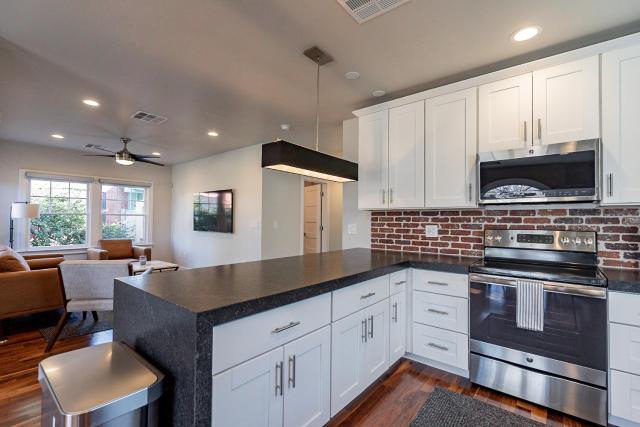 PHX Retreat Fully Remodeled Historic Home
