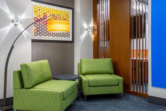 Holiday Inn Express Hotel & Suites Fort Wayne by IHG