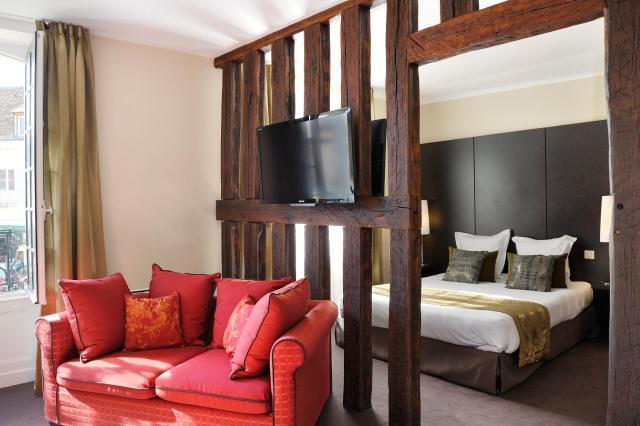 Logis Hotels Restaurant le SAINT-JACQUES -Cloyes les 3 Rivieres