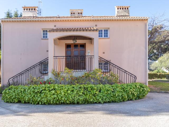 Apartment Beau Rivage by Interhome
