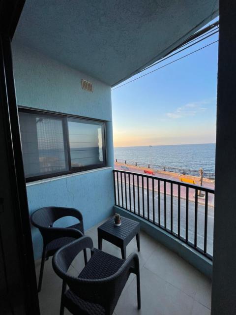SG seaview apartment