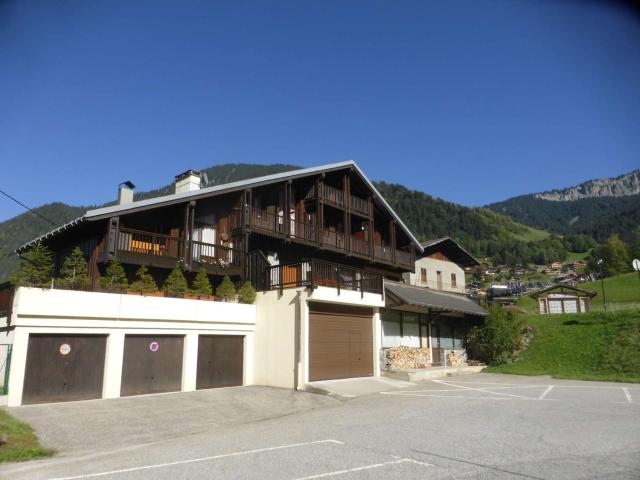 Bel appart 2* 6 pers, terrasse sud, pied des pistes - FR-1-342-241