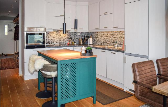 2 Bedroom Cozy Apartment In Geilo