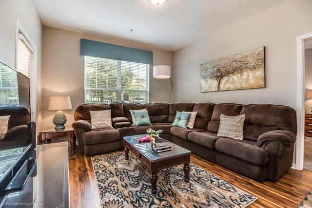 Stylish Vista Cay Condo, near Orlando attractions