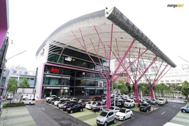 Siam Stadium Hostel