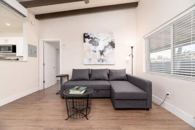 The Hideaway at Lake Ridge 3