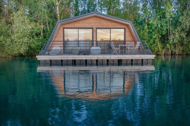 Maison flottante - Baurech - Lac prive nature