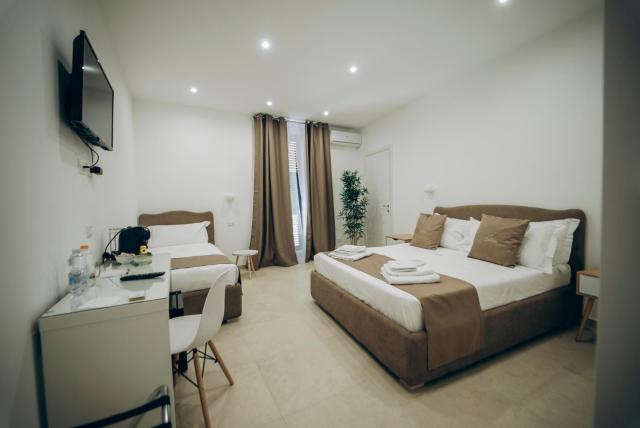 Dimora Fantasia Charme B&B