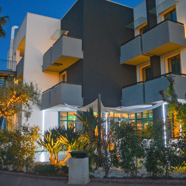 Tuo Hotel