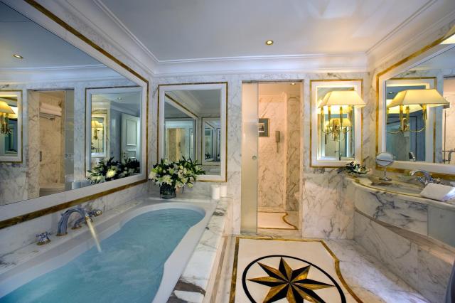 Royal Olympic Hotel