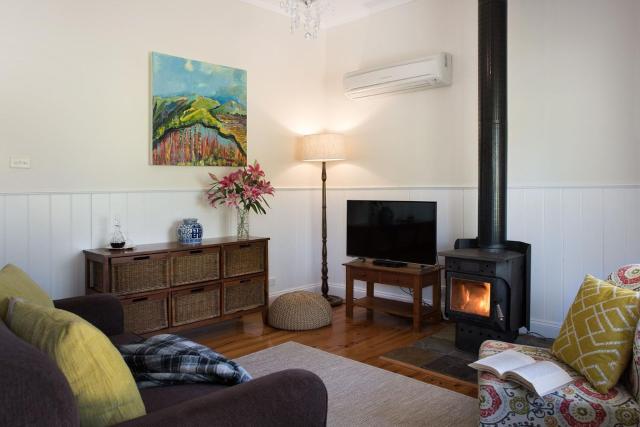 Koovelly Spa - romantic country cottage